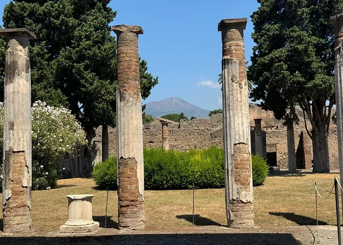 Il Cammeo 2 Guest House, Near Pompeii And Vesuvius