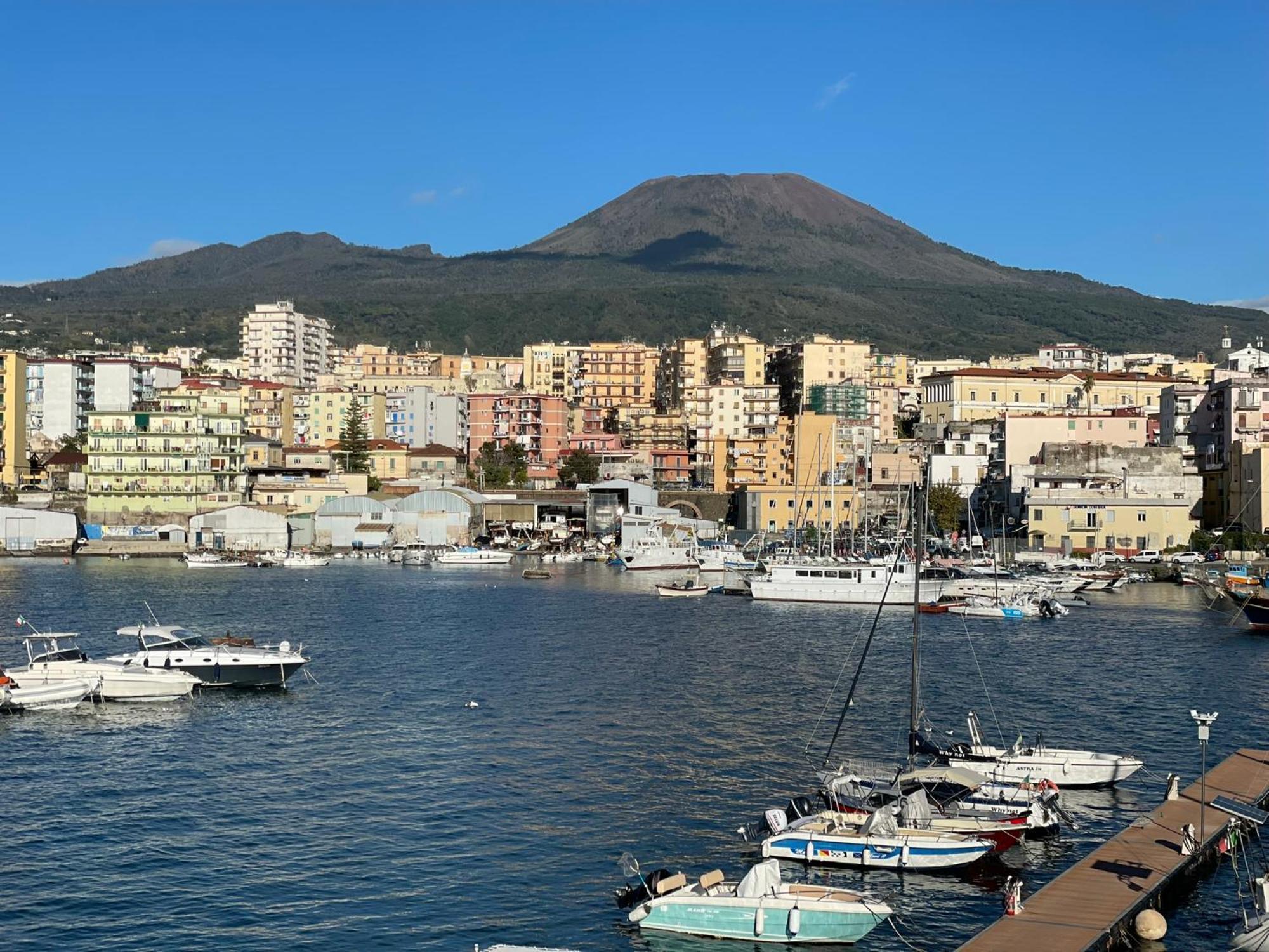 Appartamento Il Cammeo 2 Guest House, Near Pompeii And Vesuvius Torre del Greco